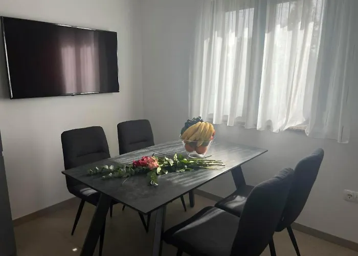Apartment 4141-11 For 4 Pers In Zaton Zadar